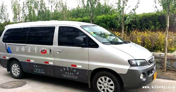 呼倫貝爾大草原包車旅游_海拉爾提供瑞風8-11座商務車